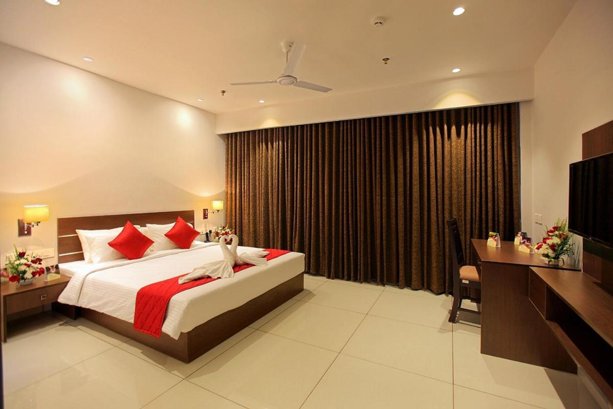 Hotel San Kollam Ngoại thất bức ảnh