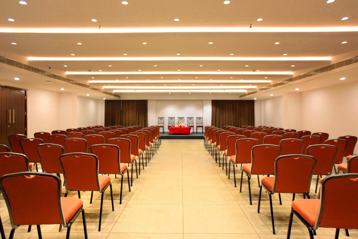 Hotel San Kollam Ngoại thất bức ảnh